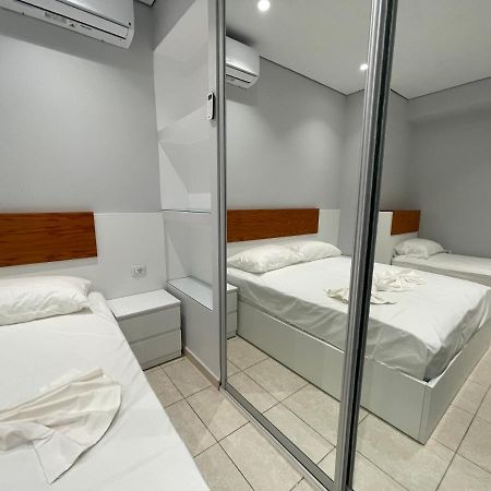 Emerald Inn Apartments Orikum Kültér fotó